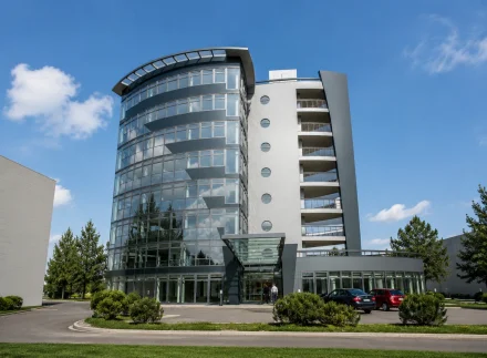 L-Palace, Žilina